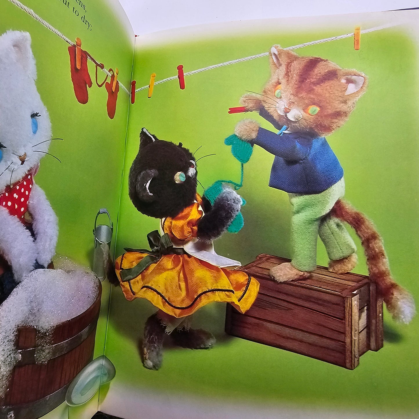 A Puppet Treasure Book Nursery Rhymes