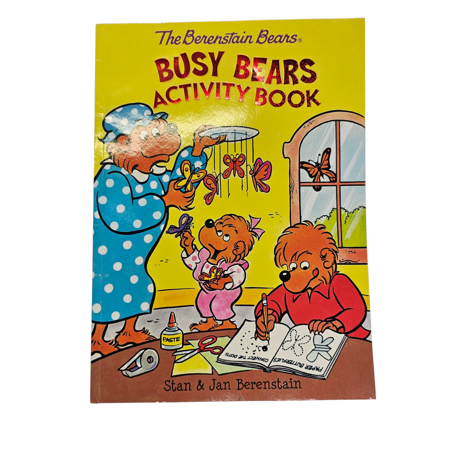 Berenstain Bears Busy Bears Activity Book